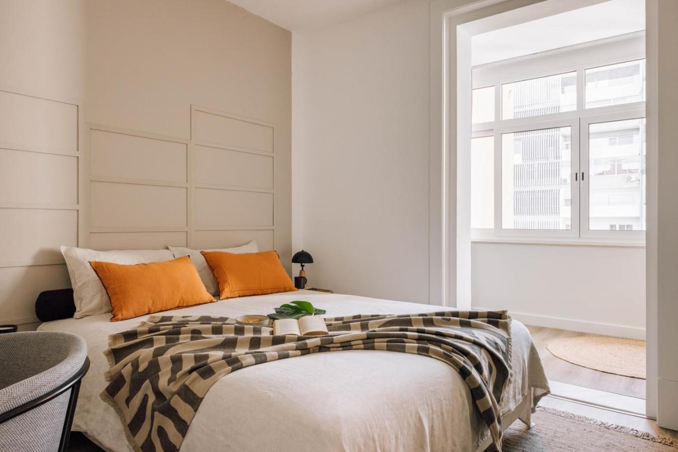 Ango - 1 Bedroom In Avenidas Novas Apartment
